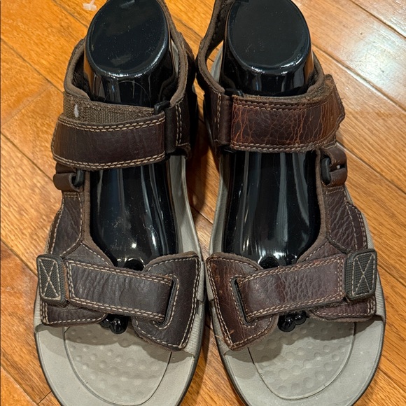 Clarks Dark Brown Leather Men's Sandals - Picture 5 of 8